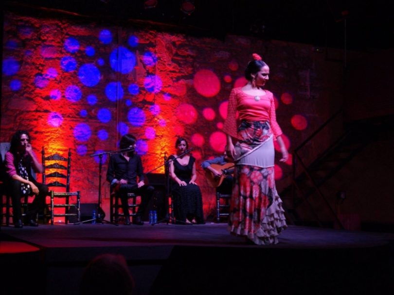 20141109121422tablao-flamenco-puro-arte-jerez-show-flamenco